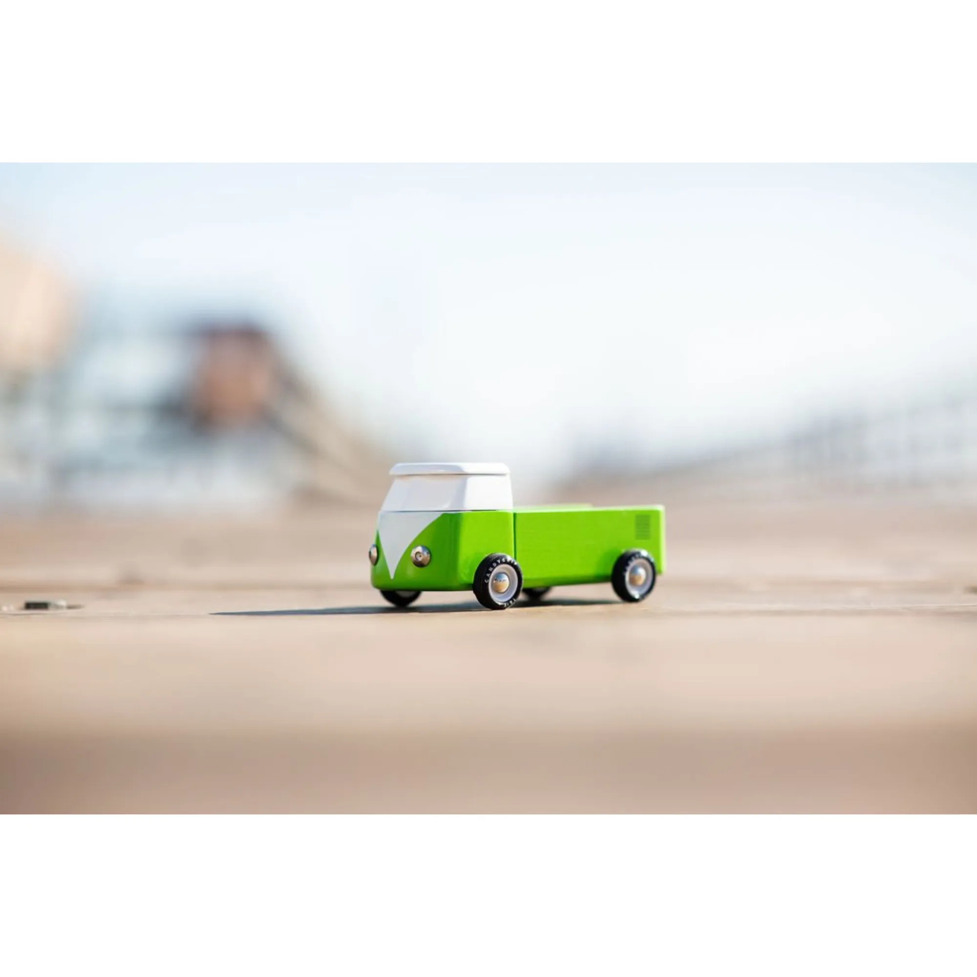 Beach Bus – Jungle