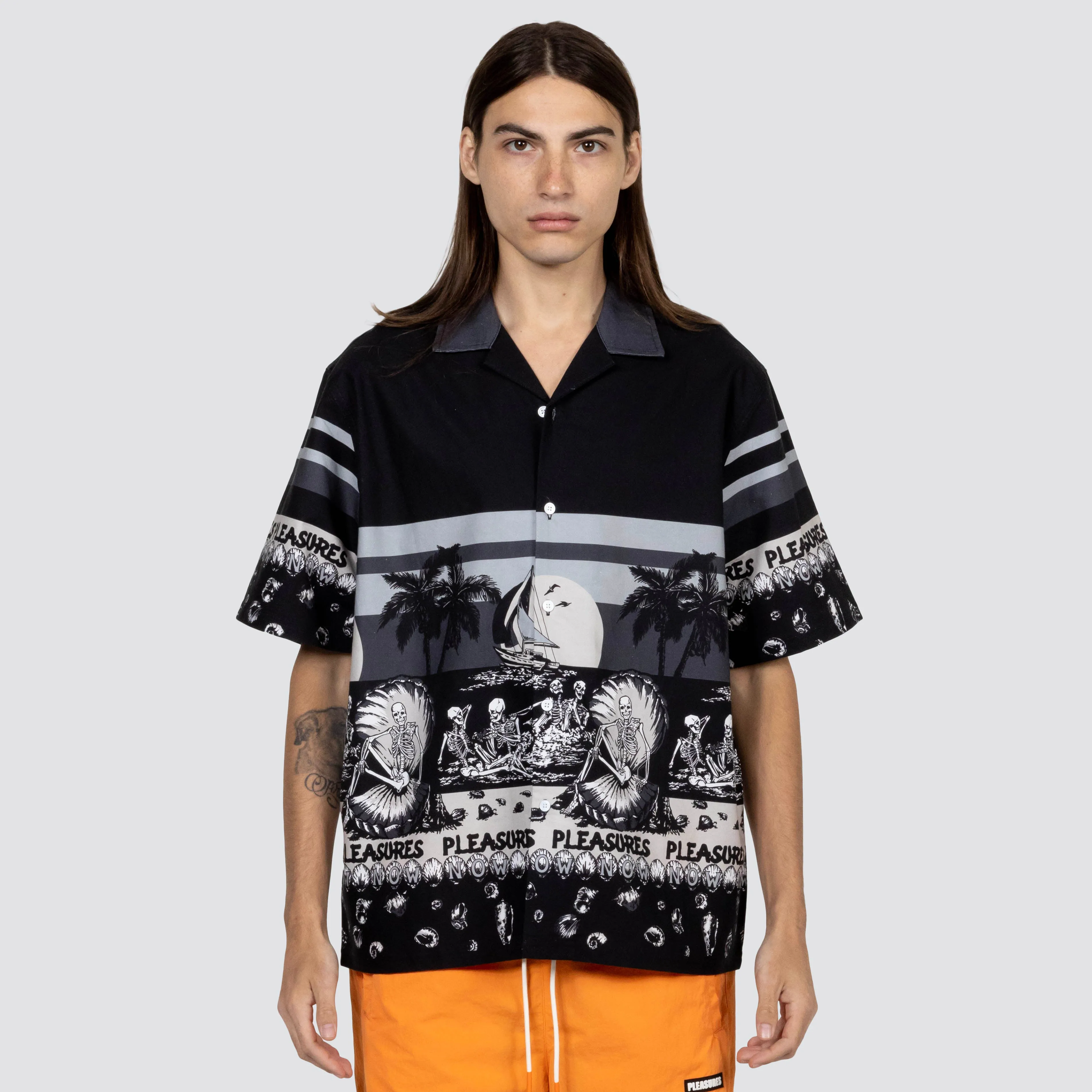BEACH BUTTON DOWN