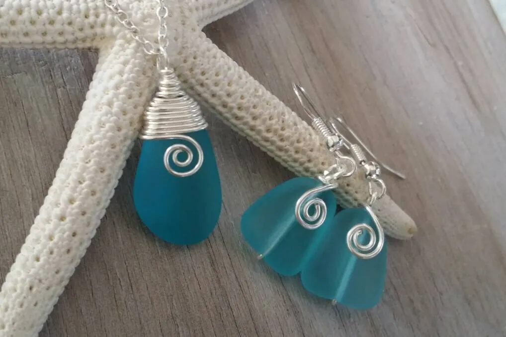 Handmade in Hawaii, Wire wrapped blue sea glass necklace earrings jewelry set,     Mother's Day Gift, Birthday Gift