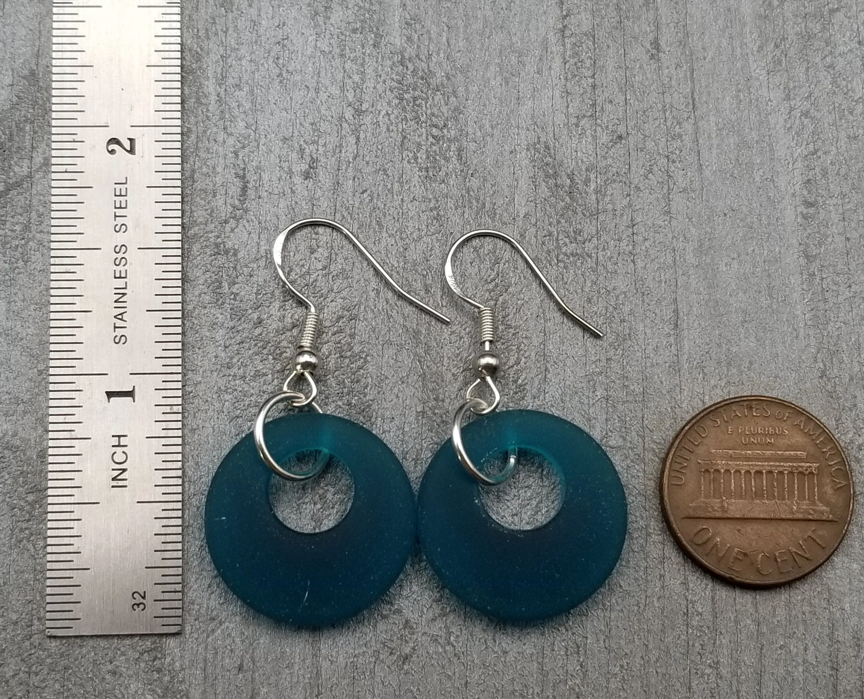 Hawaiian Jewelry Sea Glass Earrings, Circle Minimalist Jewelry Teal Earrings, Beach Sea Glass Birthday Gift