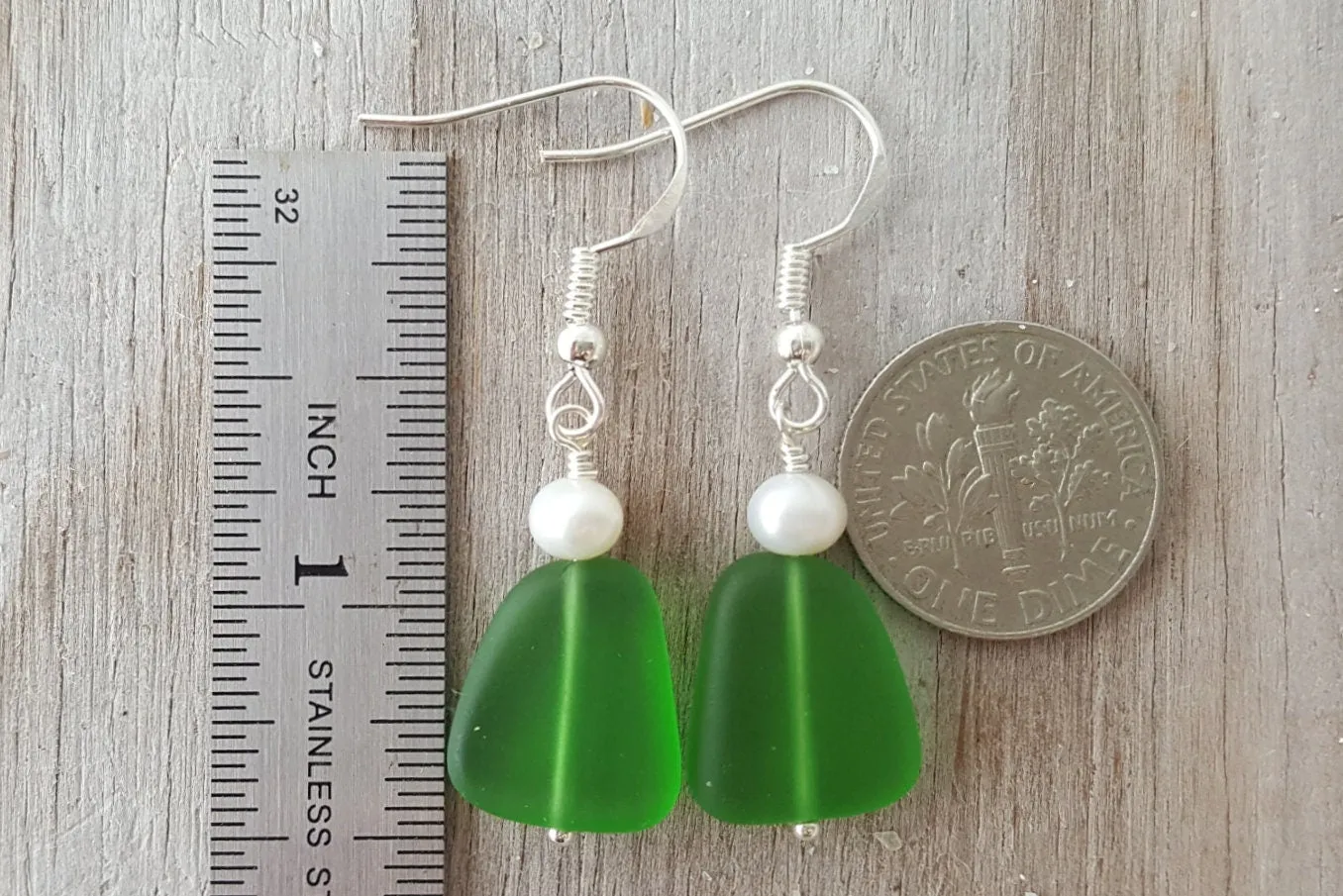 Hawaiian Jewelry Sea Glass Earrings, Light Weight Pearl Emerald Earring Sea Glass Jewelry For Women Beach Jewelry (May Birthstone Jewelry)