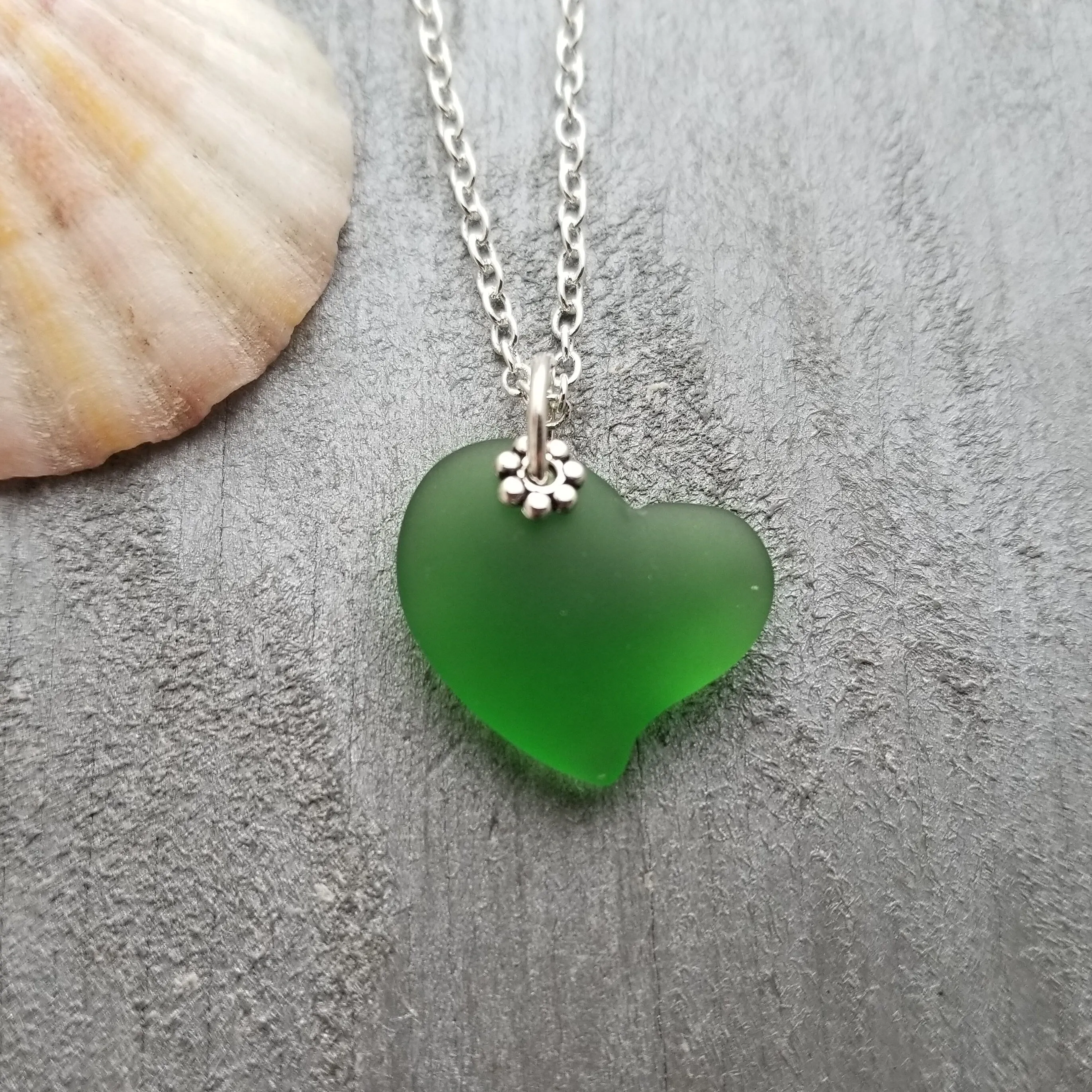 Hawaiian Jewelry Sea Glass Necklace, Emerald Necklace Green Necklace Heart Necklace, Sea Glass Jewelry For Women (May Birthstone Jewelry)