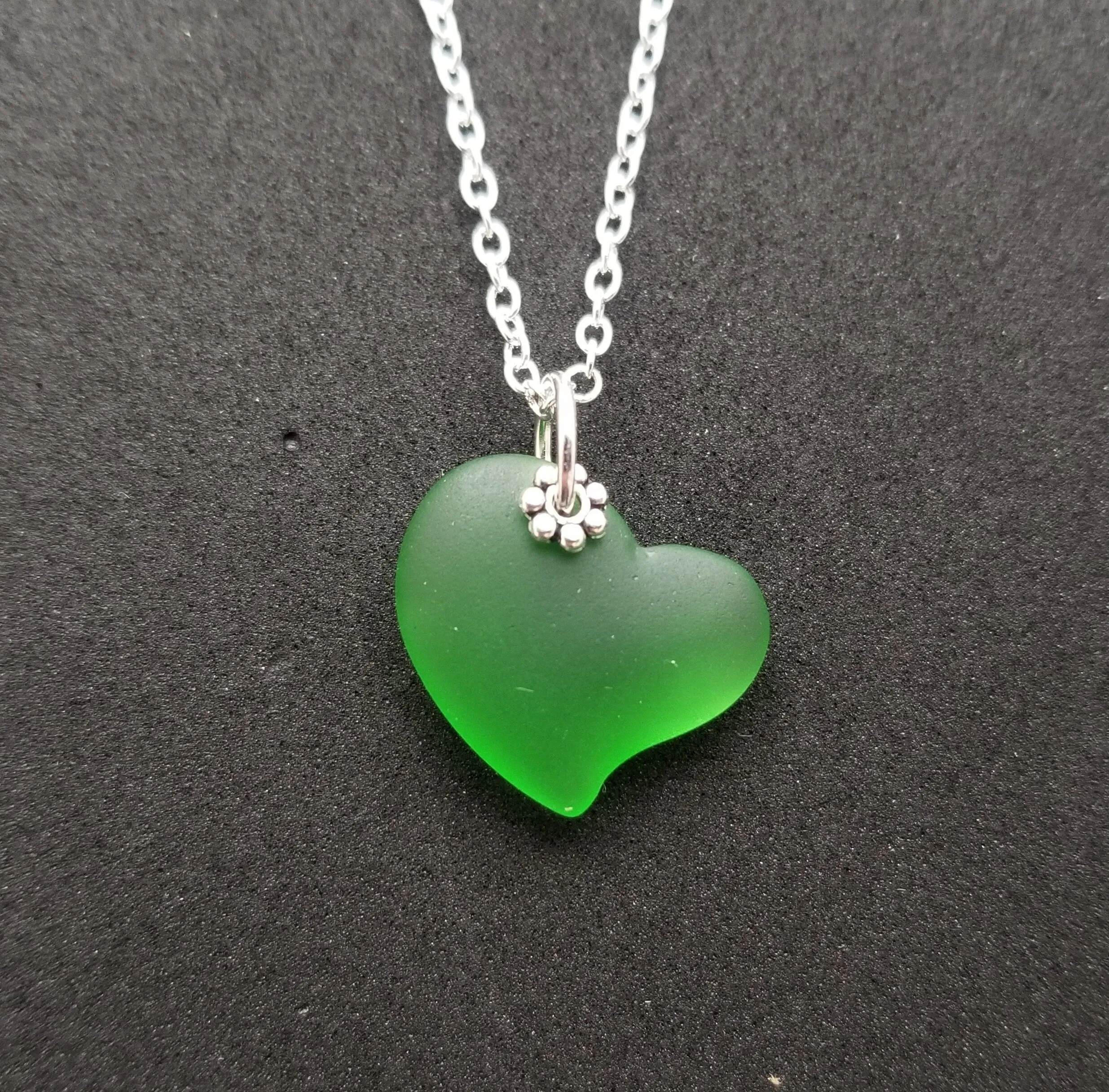 Hawaiian Jewelry Sea Glass Necklace, Emerald Necklace Green Necklace Heart Necklace, Sea Glass Jewelry For Women (May Birthstone Jewelry)