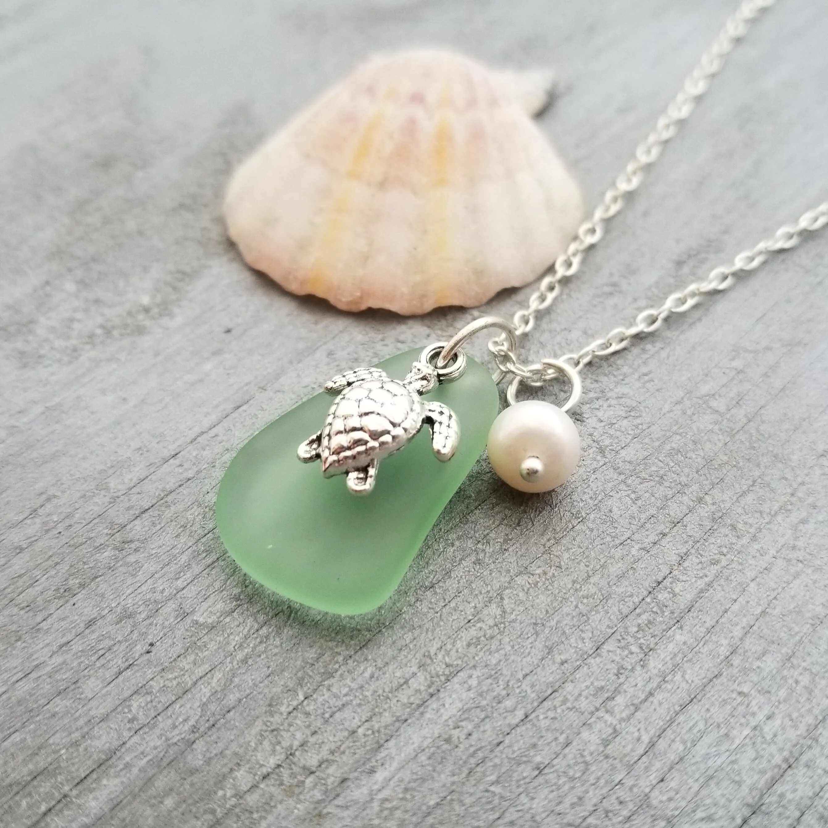 Hawaiian Jewelry Sea Glass Necklace, Peridot Green Necklace Turtle Necklace, Sea Glass Jewelry For Women Beachy Girls (August Birthstone)