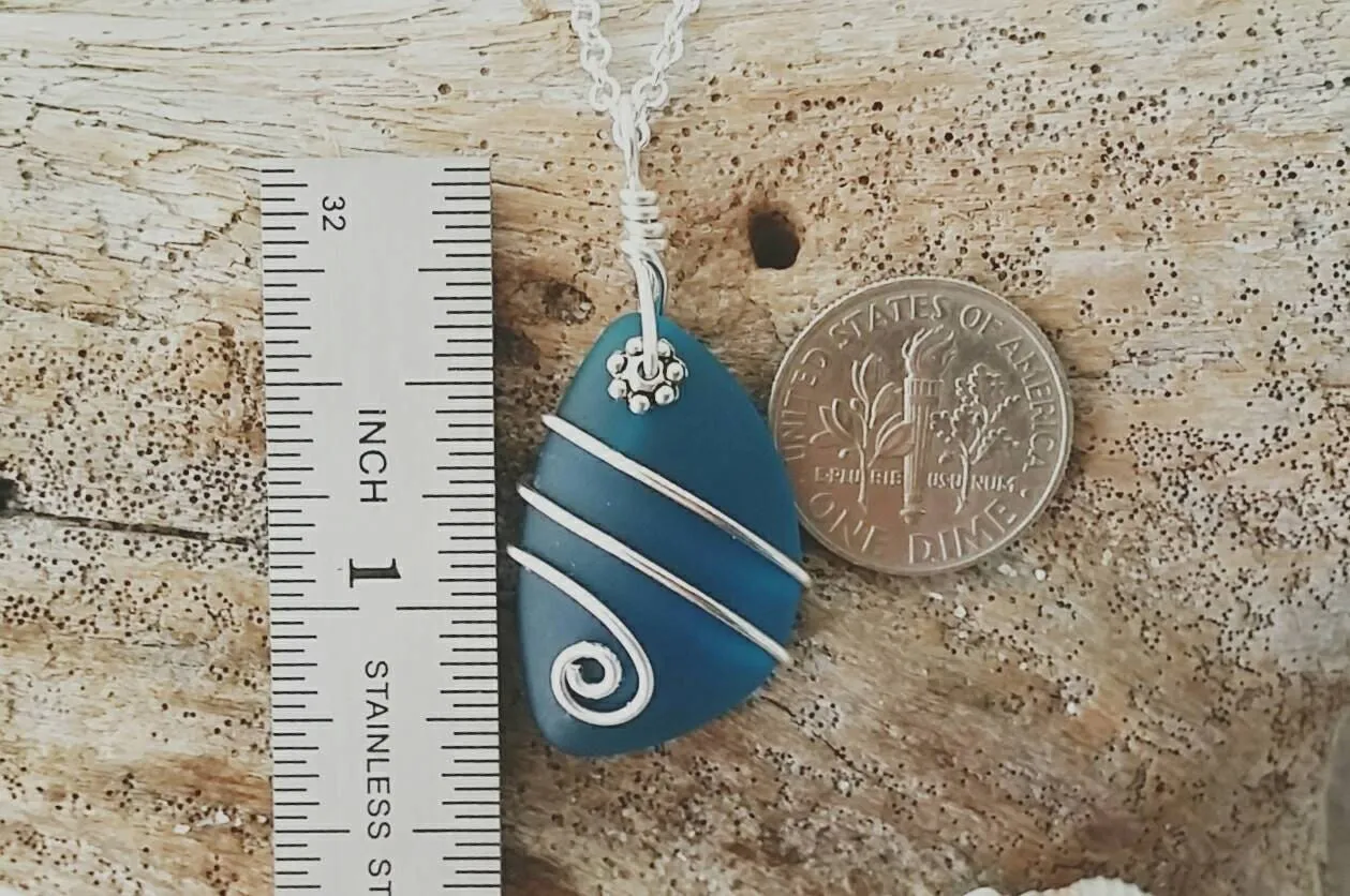 Hawaiian Jewelry Sea Glass Necklace, Unique Wire Wrapped Necklace Teal Necklace Handmade Necklace Beach Jewelry Sea Glass Jewelry For Women