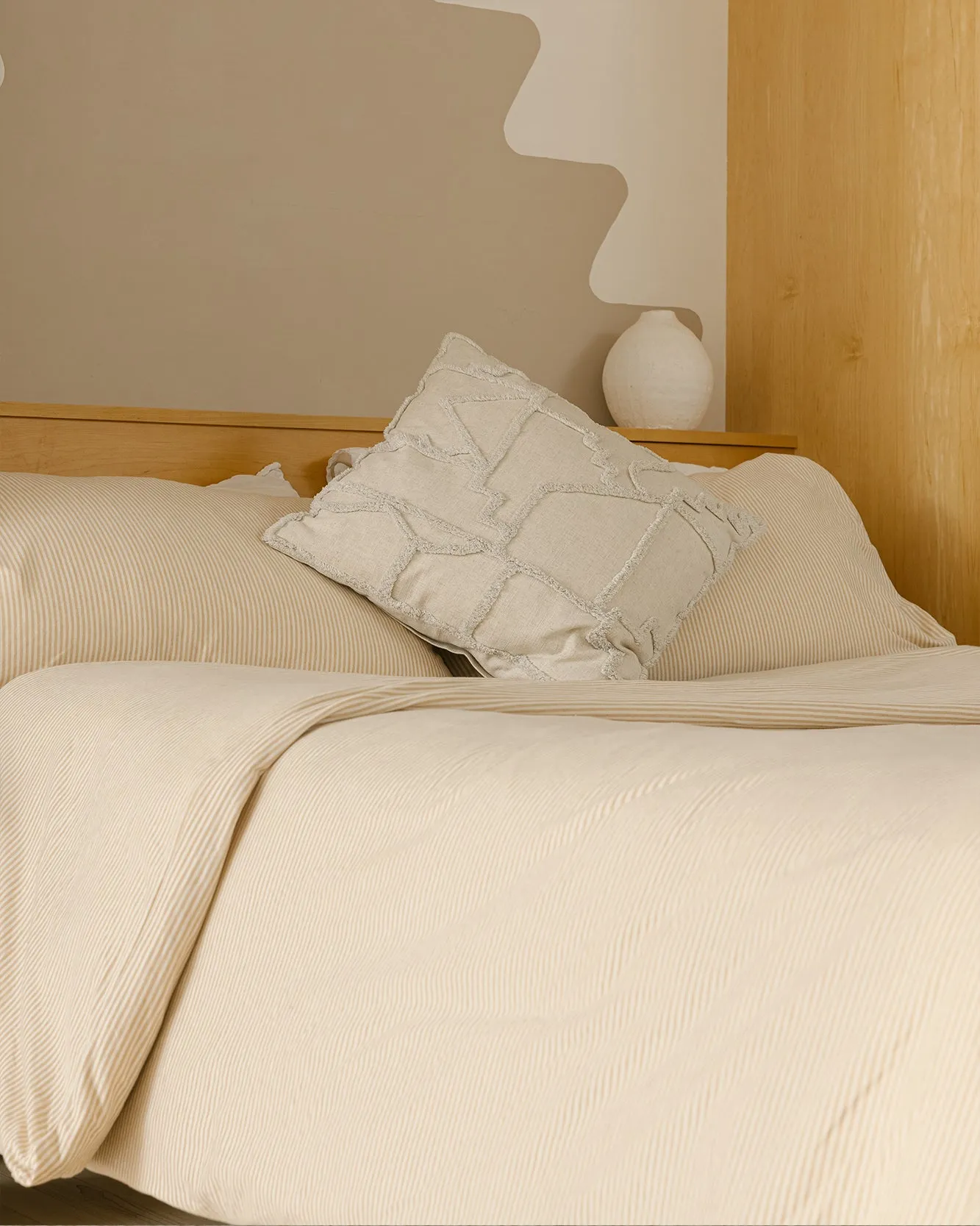 Knitted 5-piece Bedding Set (Duvet Cover, Fitted Sheet, Flat Sheet, 2 Pillow Cases)