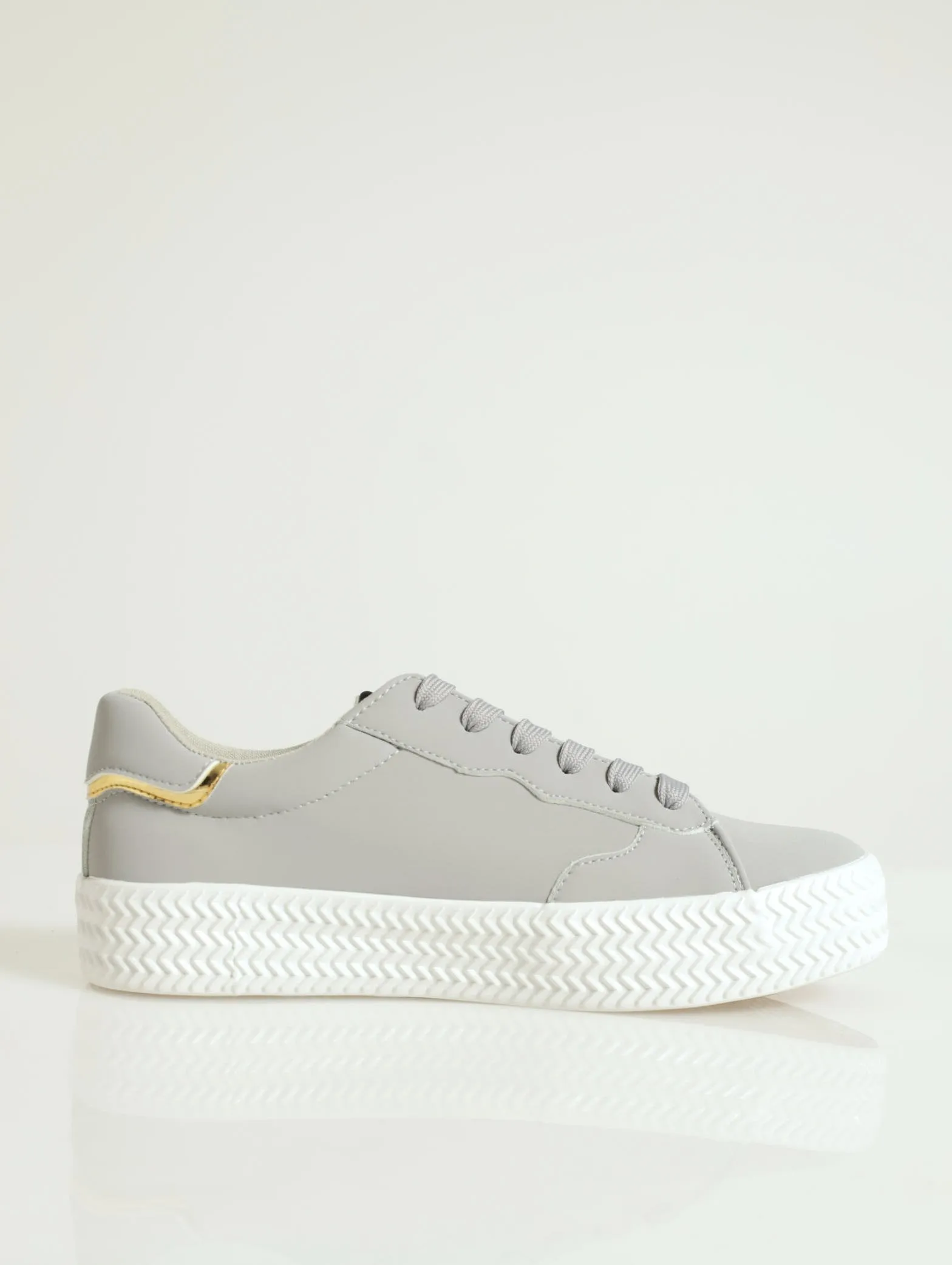 Low Cut Pu Platform Lace-up Metallic Insert Sneaker - Light Grey