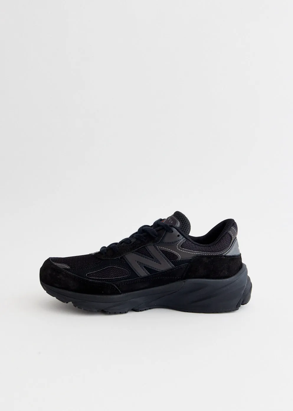 MADE in USA 990v6 'Black' Sneakers