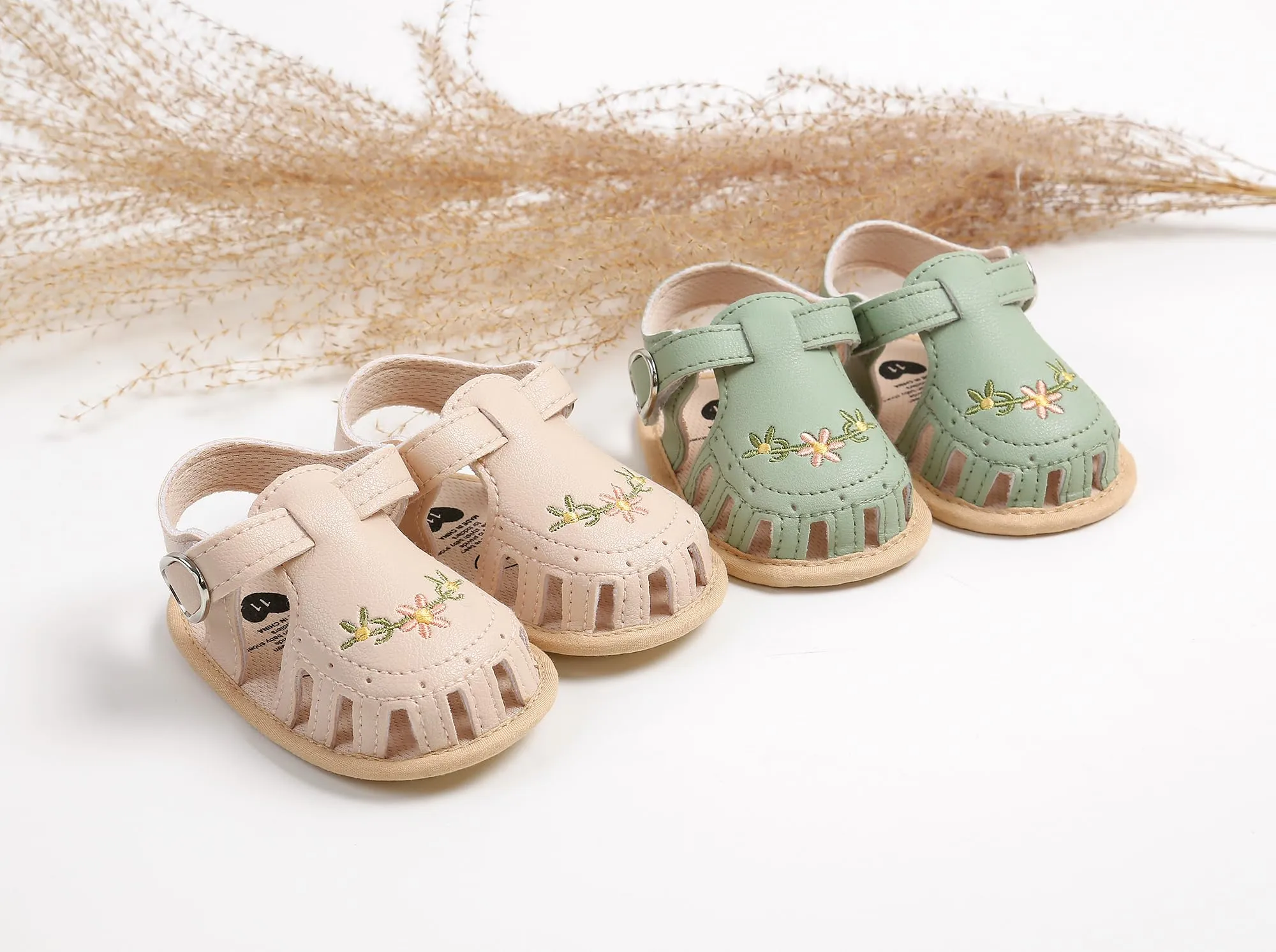 Myleleya Baby Girls Sandals Summer Baby Girl Flat Shoes Beach Sandal Infant Newborn Crib Shoes First Walkers Prewalkers Shoes