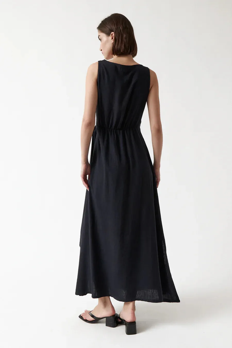 nabiu bao dress in navy