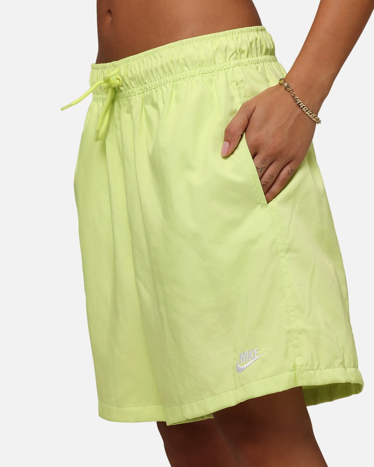 Nike Club Flow Shorts Lemon