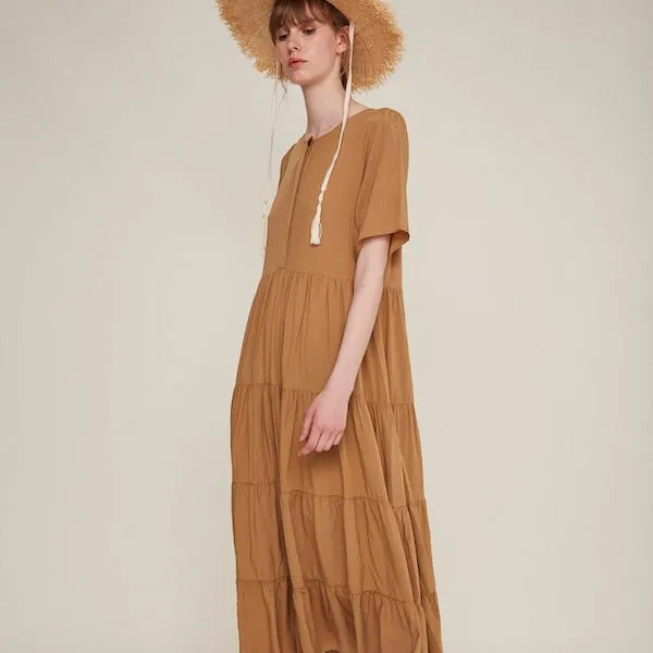Pia Dress in Latte