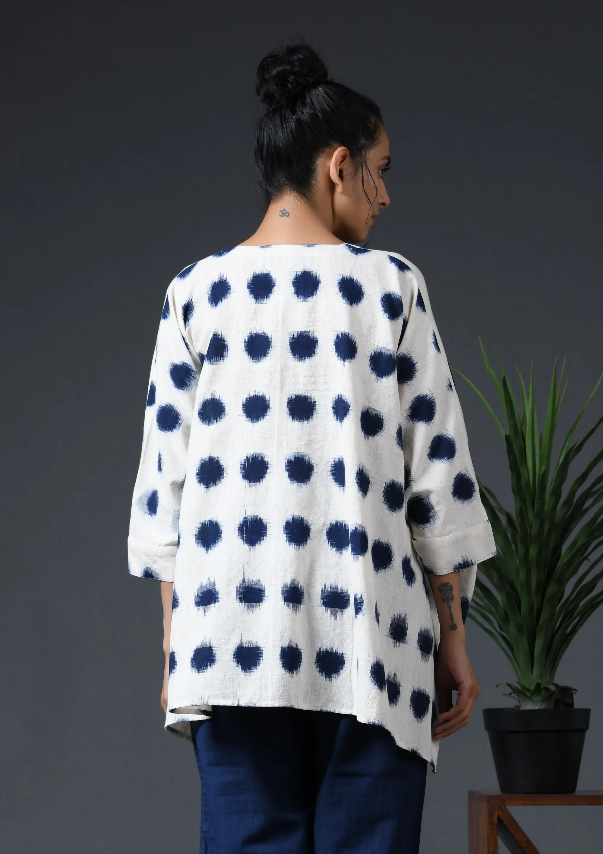 POLKA IKAT JHABLA