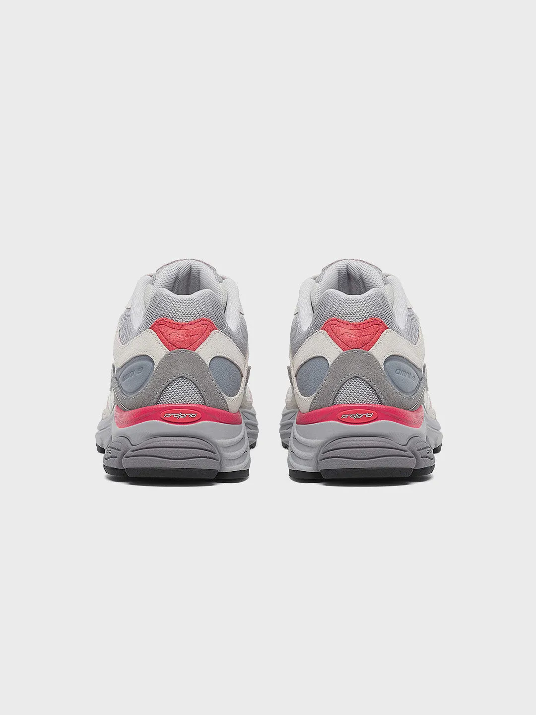 Saucony Progrid Omni 9 Premium Sneakers | Ivory