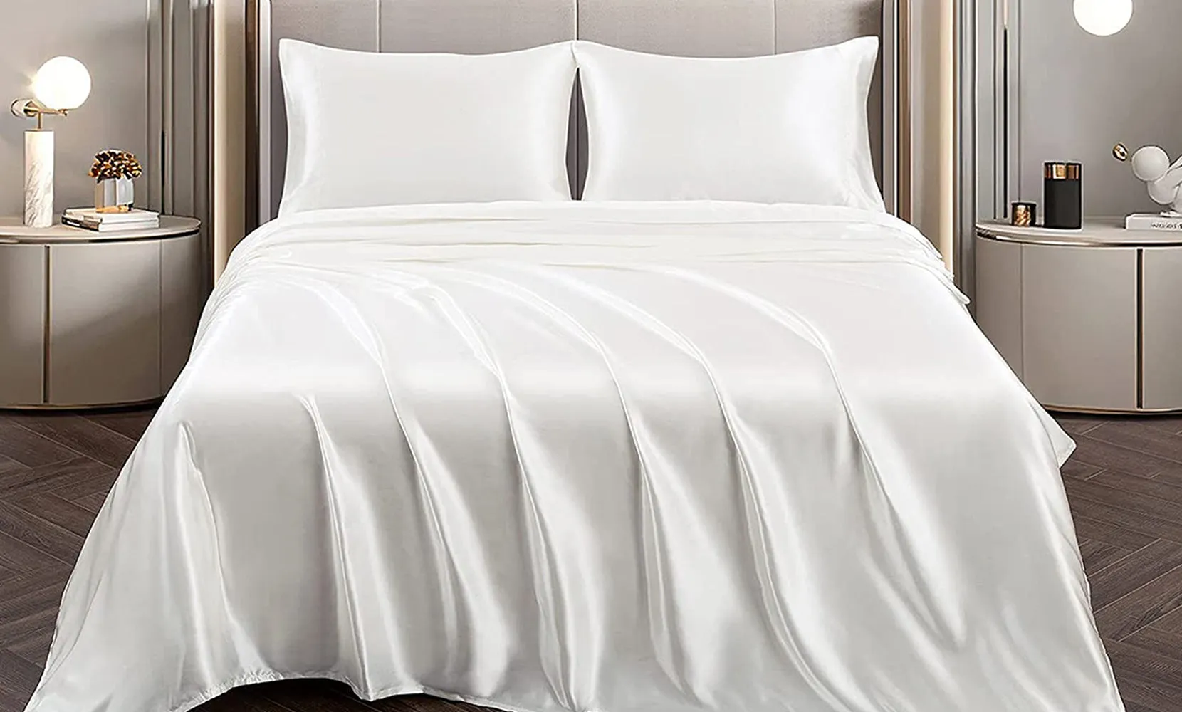 Silky-Soft Satin Sheet Set (4-Piece)