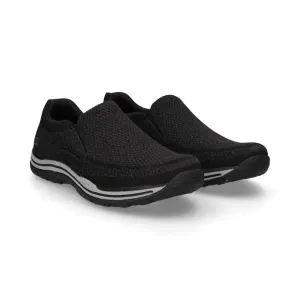 Skechers Men's Relaxed Fit Athletic Shoes BLACK