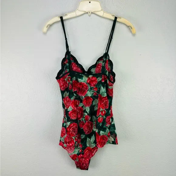 Vintage Victoria’s Secret Gold Label Green Velvet Red Rose Print Bodysuit