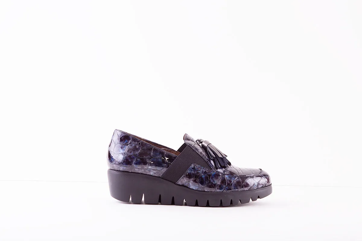 WONDERS C-33254 WEDGE SLIP-ON TASSEL SHOE - NAVY PATENT