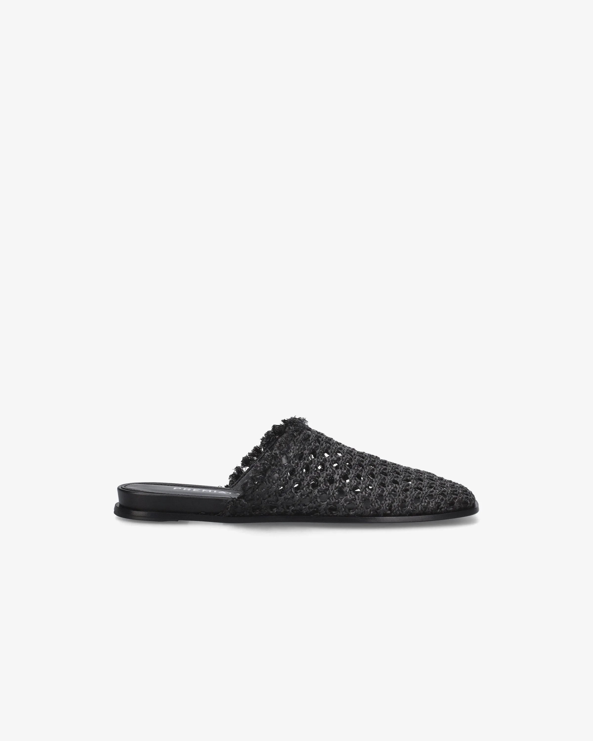 Woven Raffia Sabot with Frayed Detailing