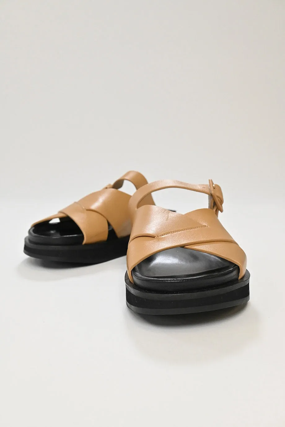 [WS6449] Wandler | Flat sandals